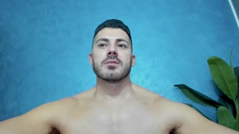 muscularmaster onlyfans online show from 12.28.24