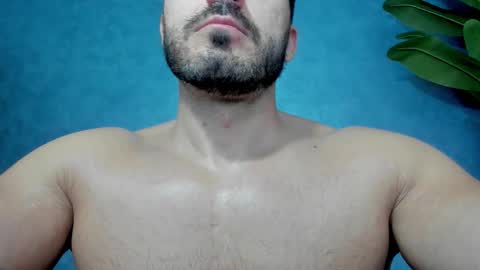 muscularmaster onlyfans online show from 11.12.25