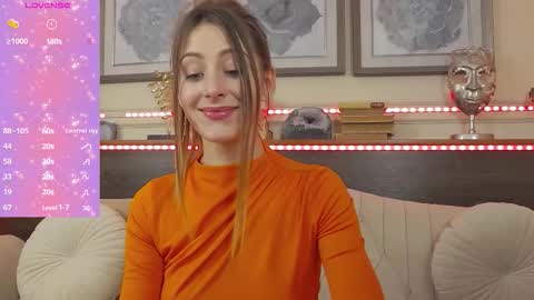 Luna  online show from 11.19.25