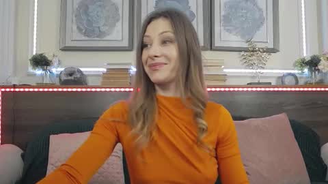 Luna  online show from 02.04.26