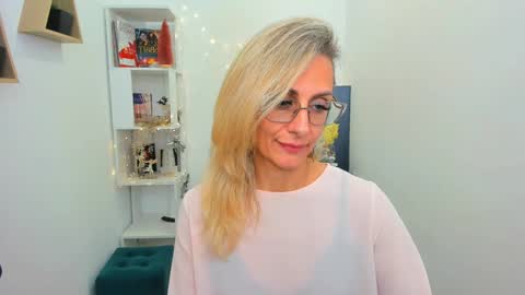 Diana online show from 12.16.24