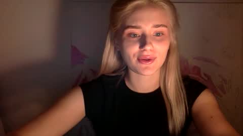 musescorner online show from 10.17.25