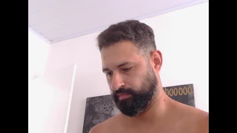 Snapshot of musosc chatting on 02.17.25 musosc online show from 02.17.25