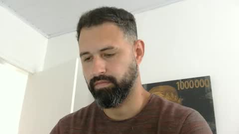 Snapshot of musosc chatting on 10.29.25 musosc online show from 10.29.25