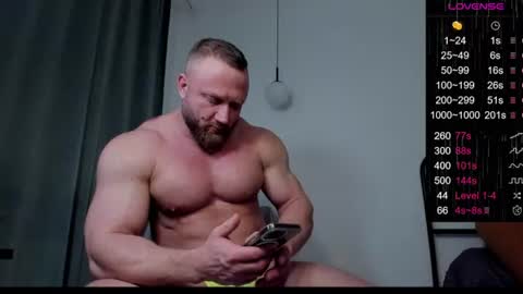 Snapshot of musscle_king chatting on 07.25.26 Artemius online show from 07.25.26