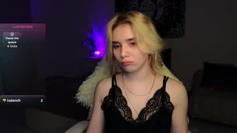 Molly online show from 06.03.26