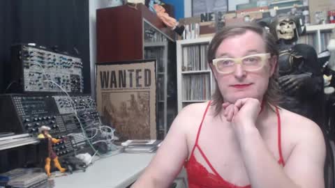 Snapshot of muziknerd chatting on 02.15.25 Muziknerd online show from 02.15.25