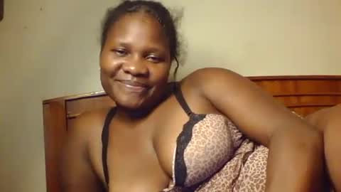 Snapshot of mwekas568403 chatting on 10.15.25 mwekas568403 online show from 10.15.25