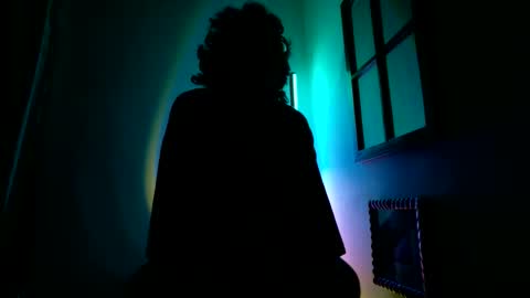 Mx. Anouk Divine online show from 10.16.25