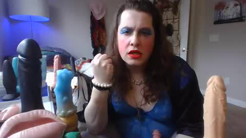 Mx Charlotte online show from 02.04.25