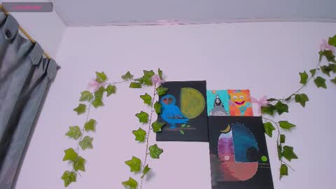 Snapshot of mxsshoney chatting on 10.06.25 Sara IG online show from 10.06.25