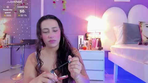 my_aleja_ online show from 11.10.25