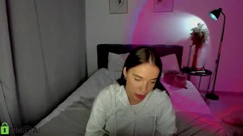 katie online show from 12.16.24