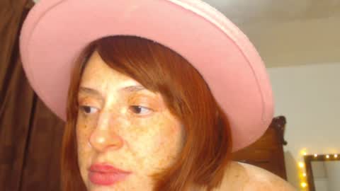     sara      i know you love me xoxox     online show from 12.06.24