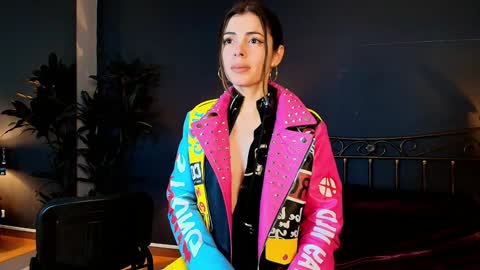 Maite online show from 01.25.25