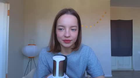 Snapshot of my_mia_ chatting on 11.25.25 MIA I will be here Monday Wednesday Thursday Saturday online show from 11.25.25