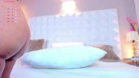 Snapshot of mya_evans chatting on 01.15.25 Mariana Evans online show from 01.15.25