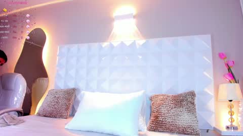 Snapshot of mya_evans chatting on 01.25.25 Mariana Evans online show from 01.25.25