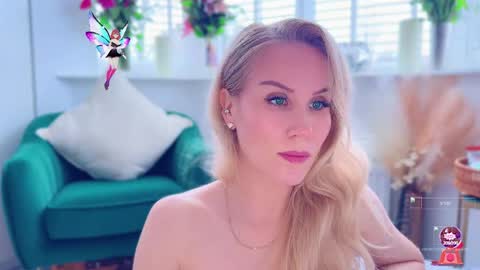 Snapshot of myassistant chatting on 10.22.25 Mya-be Yours P online show from 10.22.25