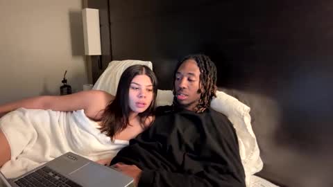 Snapshot of mycreamydreams chatting on 01.02.25 mycreamydreams online show from 01.02.25