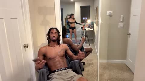 Snapshot of mycreamydreams chatting on 02.10.25 mycreamydreams online show from 02.10.25