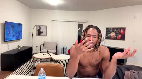 Snapshot of mycreamydreams chatting on 03.02.25 mycreamydreams online show from 03.02.25