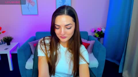 Ella online show from 09.25.25