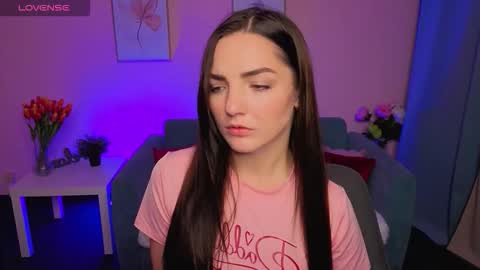 Snapshot of myellaluvs chatting on 10.01.25 Ella online show from 10.01.25