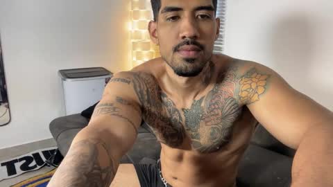 Myke esthetic online show from 12.16.25