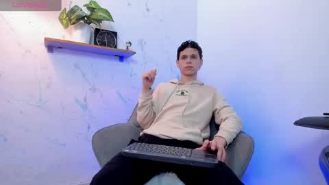 Mykel   online show from 10.10.25