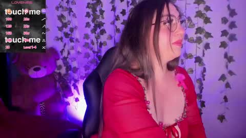 Snapshot of myla_mayfield chatting on 09.30.25 Myla online show from 09.30.25