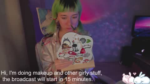 MylaFlores online show from 01.08.25