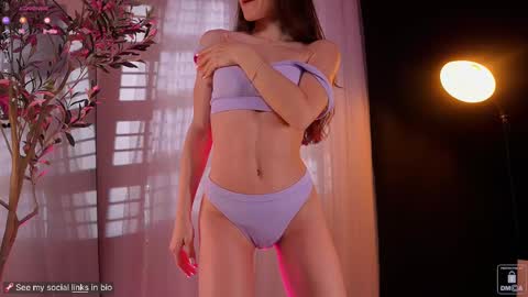 Snapshot of myliss chatting on 02.16.25 Liss Next stream December1 online show from 02.16.25