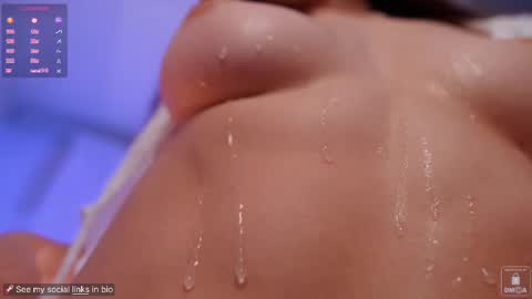 Snapshot of myliss chatting on 03.07.25 Liss Next stream December1 online show from 03.07.25