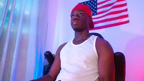 Mylo Wallace  online show from 11.05.25