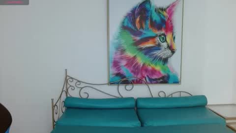 Milu 3 online show from 10.23.25