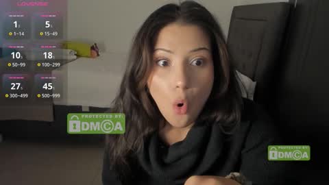 Snapshot of mymelisa chatting on 11.12.25 hey its Mel online show from 11.12.25