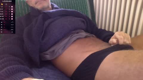 Bi sexy guy lovense hush is on private is open or password show tip if you like. online show from 12.07.24