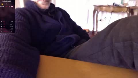 Bi sexy guy lovense hush is on private is open or password show tip if you like. online show from 01.02.25