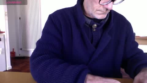 Bi sexy guy lovense hush is on private is open or password show tip if you like. online show from 01.28.25