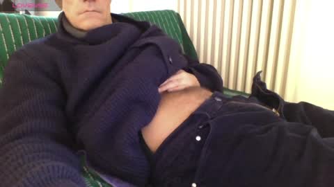 Bi sexy guy lovense hush is on private is open or password show tip if you like. online show from 02.21.25
