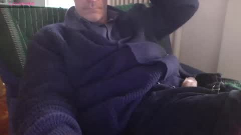 Bi sexy guy lovense hush is on private is open or password show tip if you like. online show from 03.07.25