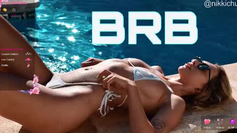 mynameisnikki_ online show from 12.21.25