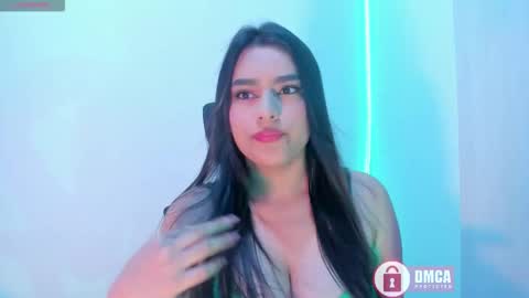 Bella online show from 10.06.25