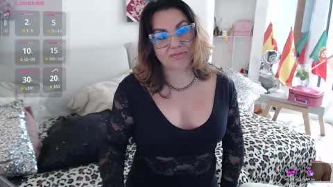 Myrna Sessions online show from 12.02.25