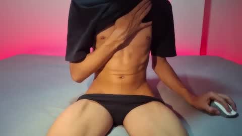 Snapshot of myskinny18 chatting on 07.14.26 ThiagoFirst Time online show from 07.14.26