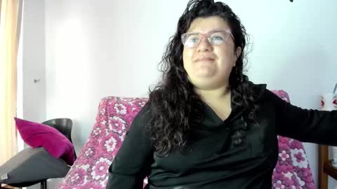 Snapshot of mystery_psique chatting on 11.09.25 mystery_psique online show from 11.09.25