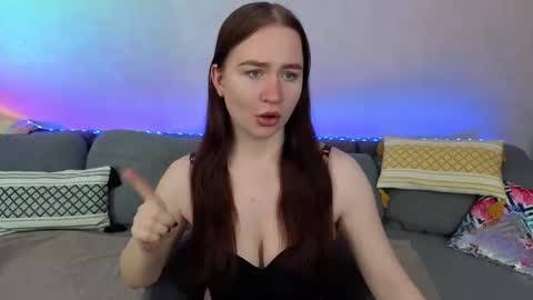 Snapshot of mystic_barbie chatting on 05.18.26 Barbie online show from 05.18.26