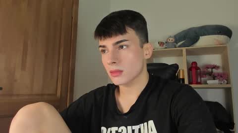 Snapshot of mystic_evan chatting on 11.02.25 Evan Brown online show from 11.02.25