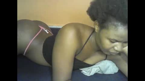 Snapshot of mystic_linna chatting on 05.07.26 mystic_linna online show from 05.07.26